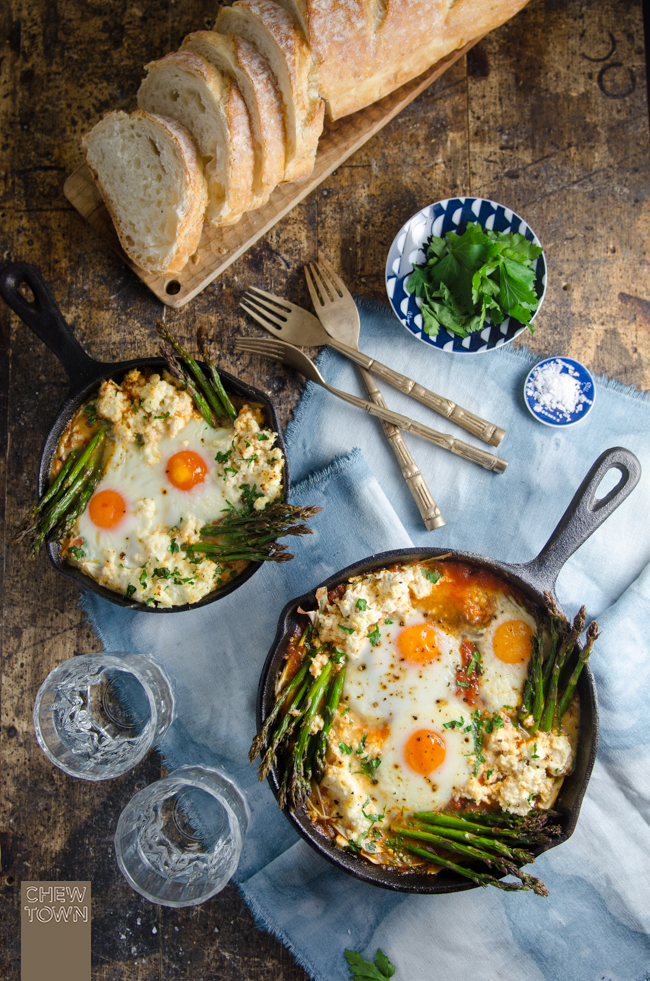 Baked Eggs in Italian Tomato Sugo with Asparagus, Fennel and Ricotta | Chew Town Food Blog