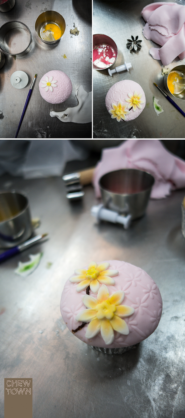 Sparkle Vanilla Cupcakes Recipe | Chew Town Food Blog