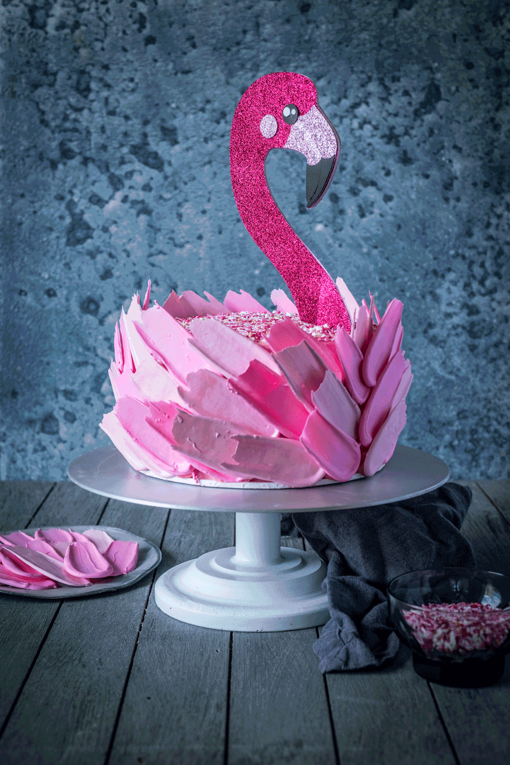Flamingo Cake and Cake Decorating Tips | Chew Town Food Blog